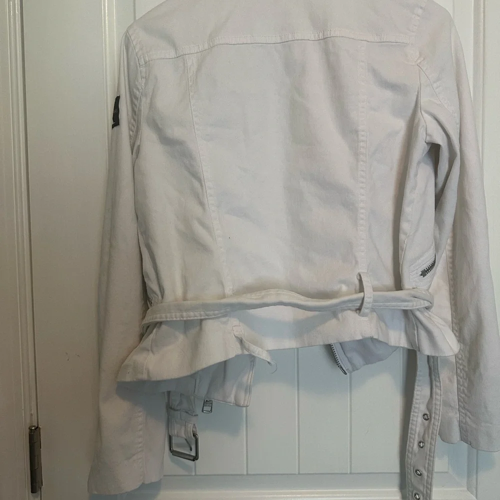 Calvin Klein Jeans Cropped White Moto Jacket, size M - Picture 13 of 13
